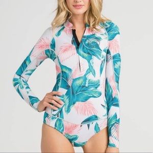 Billabong tropical long sleeve wetsuit